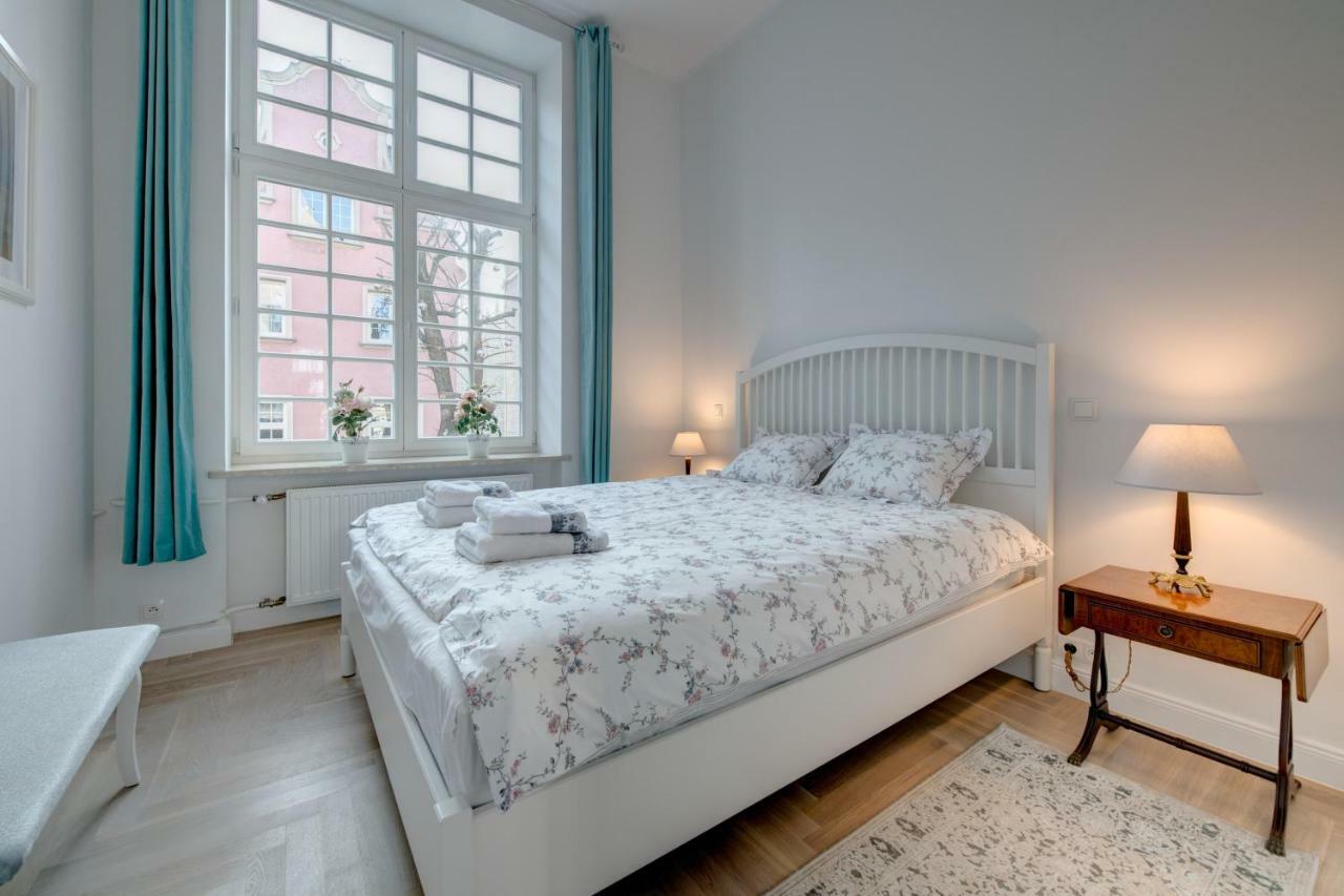 Apartamenty Mariacka กดัญสก์ ภายนอก รูปภาพ